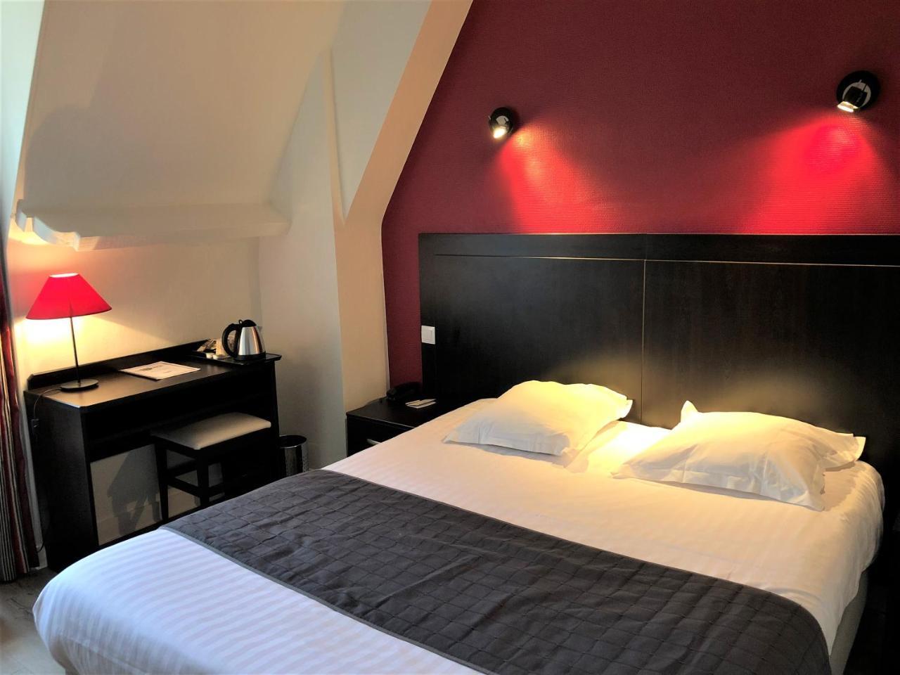 Hotel La Hoirie Сарла-ла-Канеда Экстерьер фото