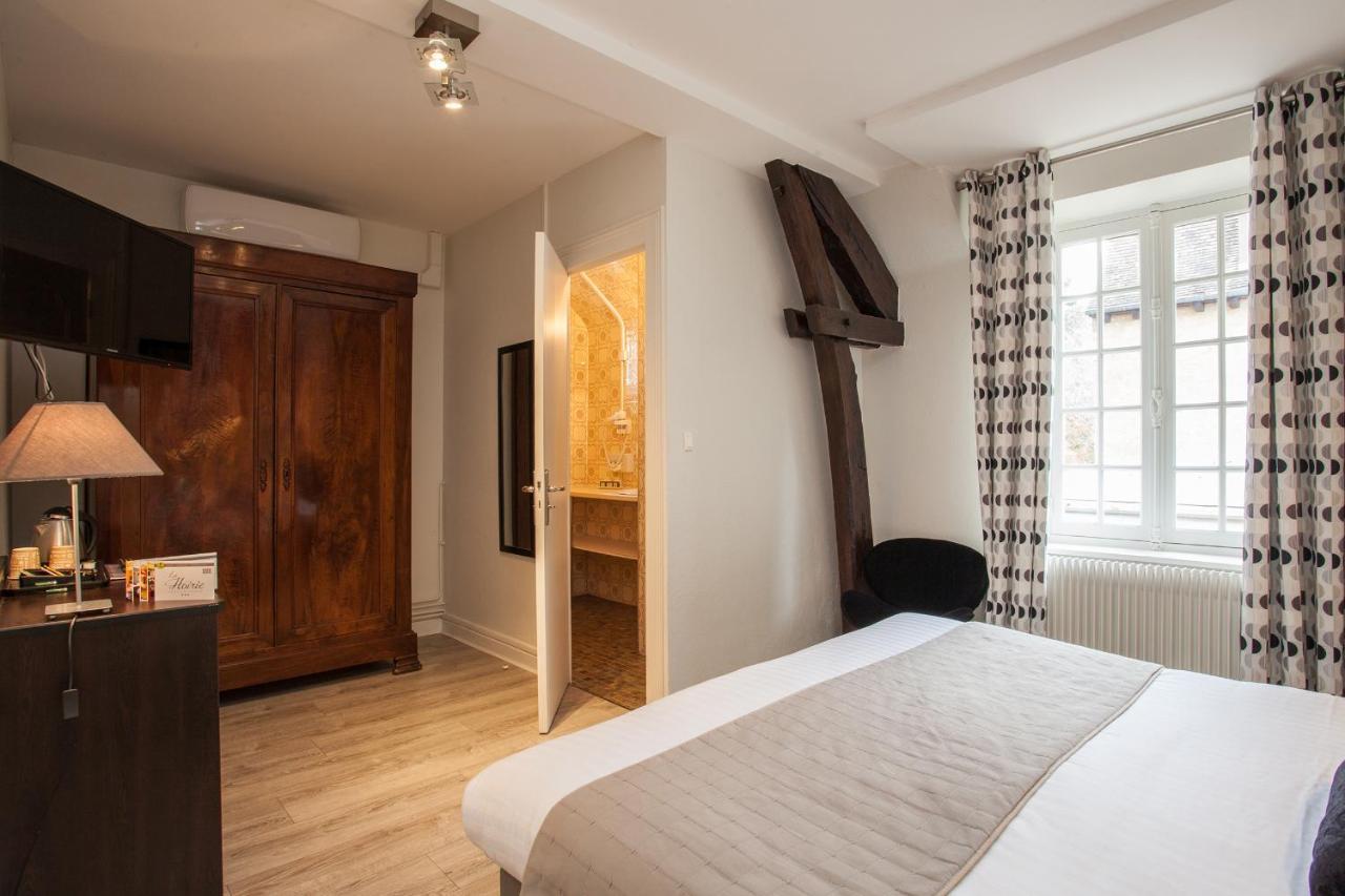 Hotel La Hoirie Сарла-ла-Канеда Экстерьер фото